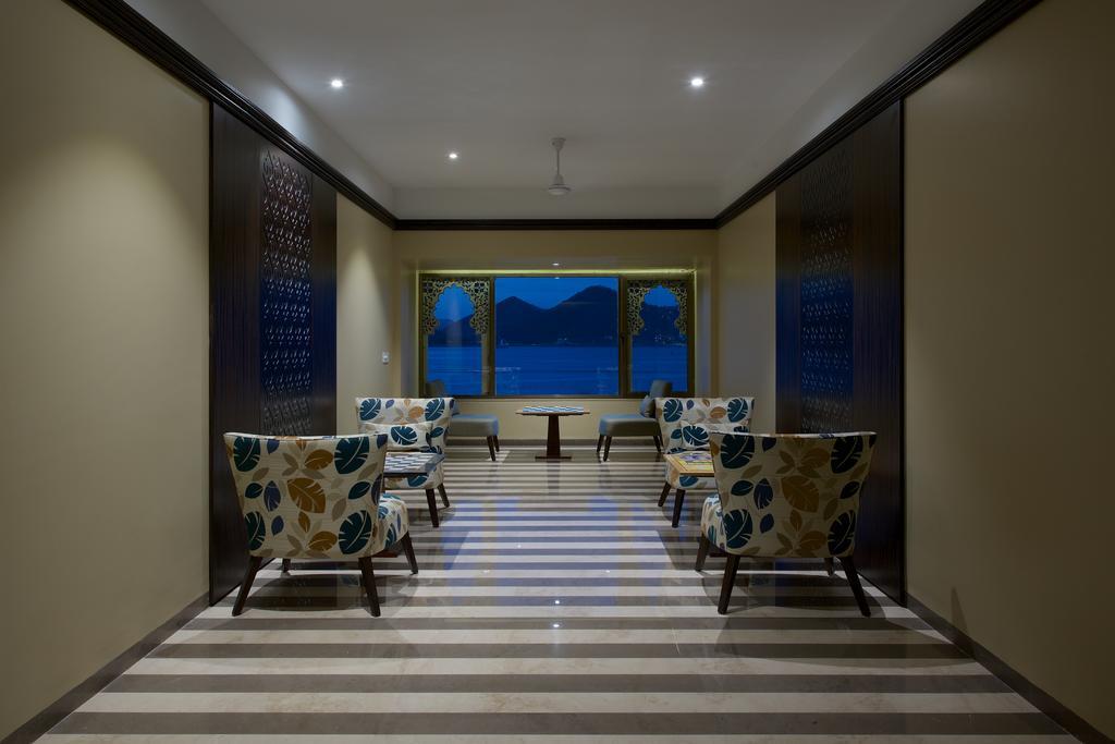 Hotel Lakend Udaipur Extérieur photo